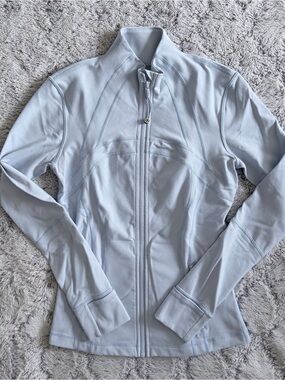Lululemon Define Jacket Light Blue Size 6 Full Zip Thumbholes Pockets Athleisure